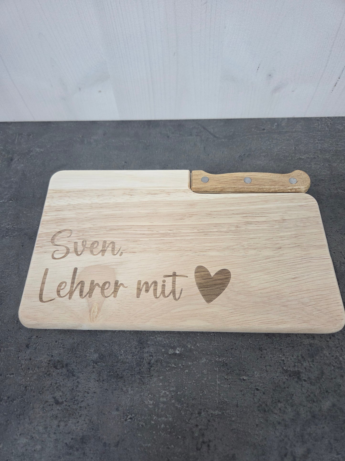 Lehrer/in mit Herz - Personalisierte Frühstücksbrettchen mit Messer