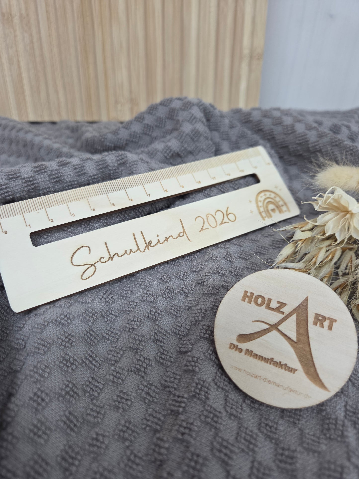 Lesehilfe aus Holz für Erstklässler | Geschenk Schultüte 2026