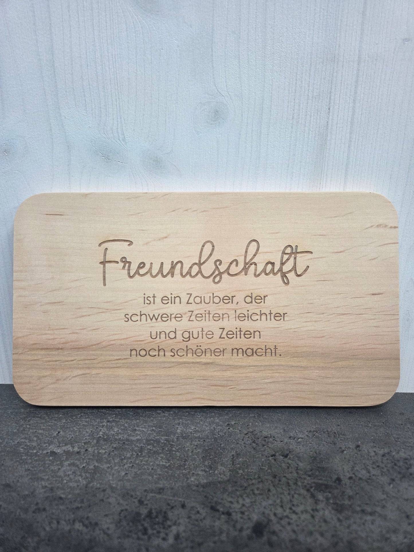 "Freundschaft" Frühstücksbrettchen mit Personalisierung