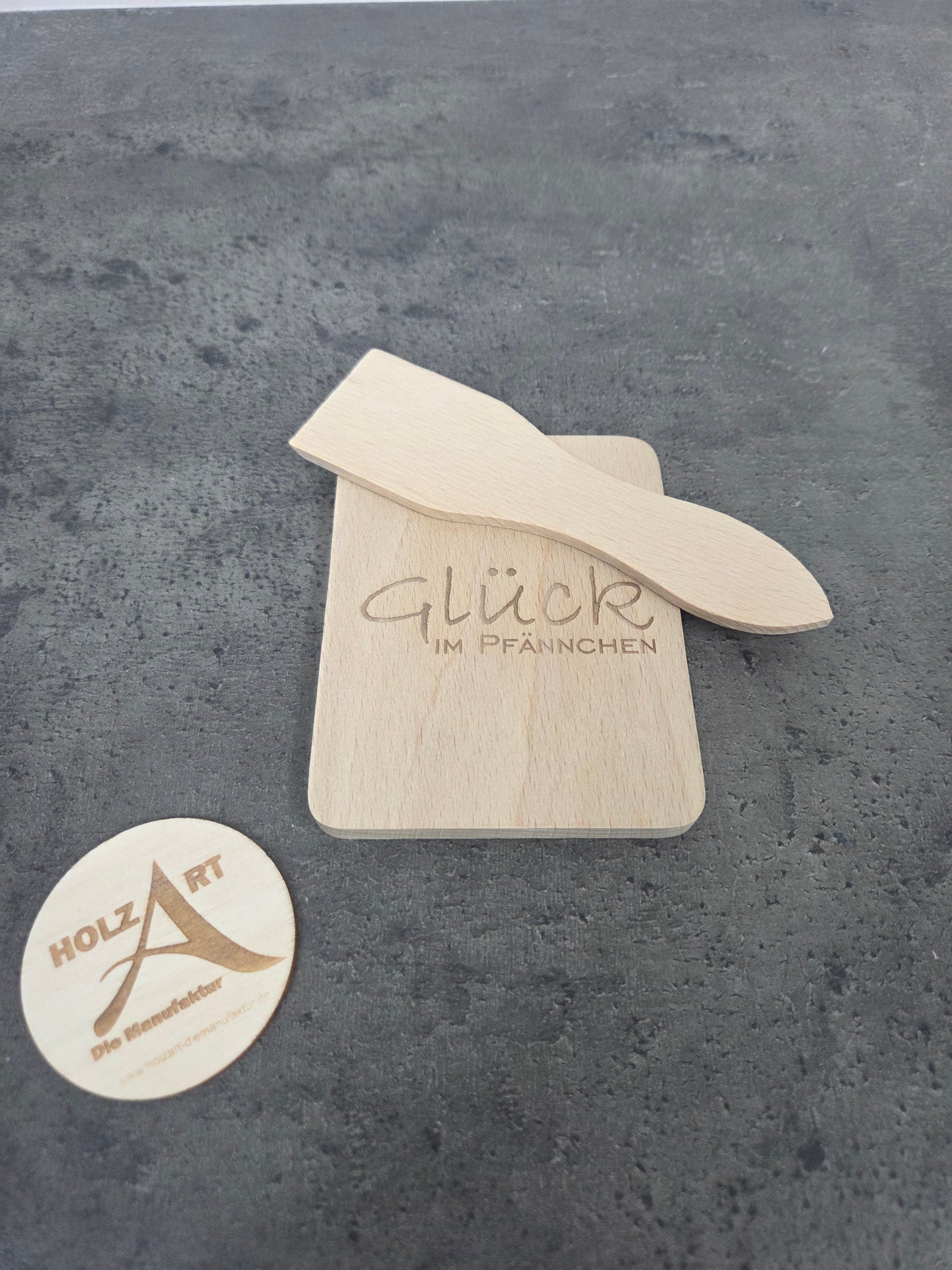 Raclette Zubehör Set aus Holz: Hochwertige Raclette Pfännchen Untersetzer aus Buchenholz mit Schaber